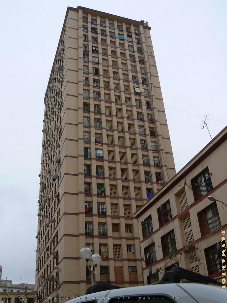 Cite Lescure 36 .jpg